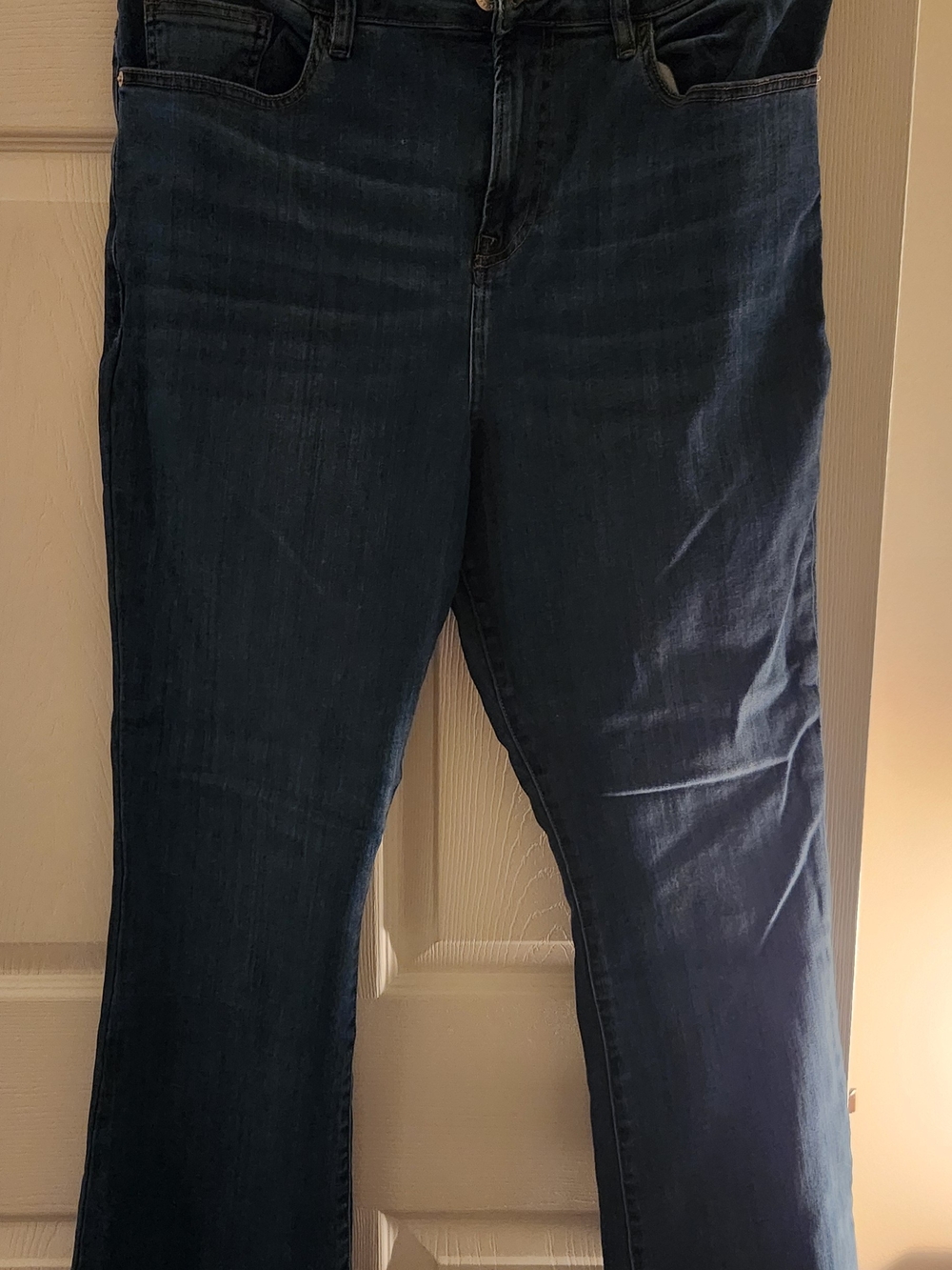 Frame Denim Women's Boot Cut Jeans in Dark Blue Wash